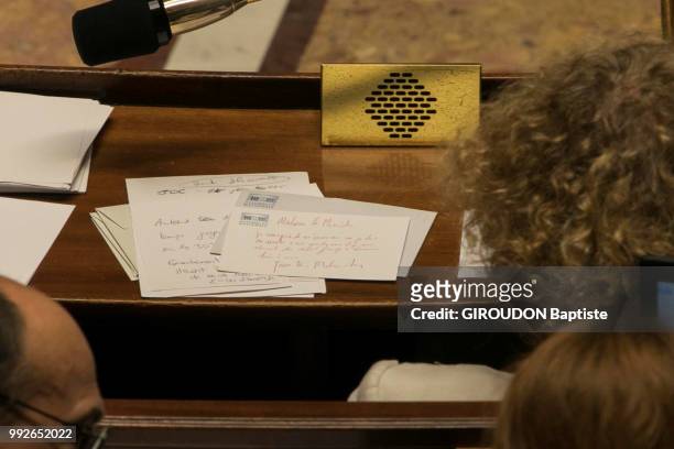At the National Assembly, The Minister of Labour Muriel PÃ©nicaud prÃ©sents a law project, the letter of Jean-Luc MELENCHON who can not attend the...