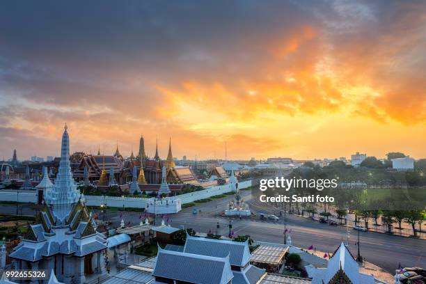 wat phra keaw - sanyi stock pictures, royalty-free photos & images