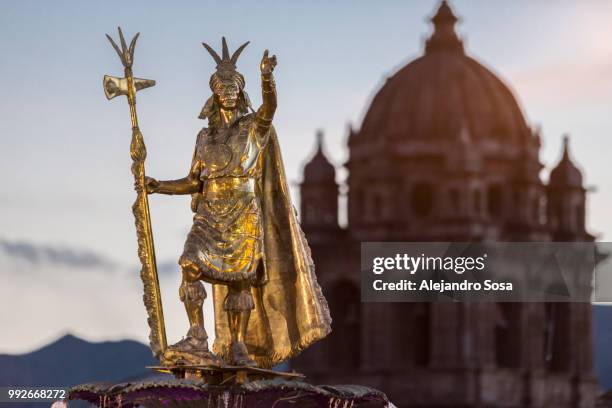 Inca Ruler Statue Inca Statue Photos and Premium High Res Pictures - Getty Images