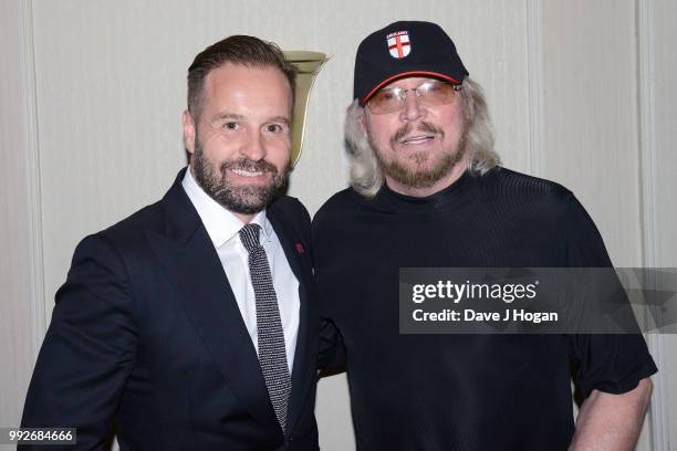 Alfie Boe and Barry Gibb pose during the Nordoff Robbins' O2 Silver Clef Awards ceremony at Grosvenor House, on July 6, 2018 in London, England.