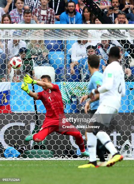 Fernando Muslera of Uruguay fails stop Antoine Griezmann of France's shot for france's second goal during the 2018 FIFA World Cup Russia Quarter...