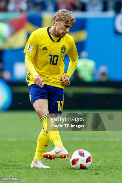 Emil Forsberg of Sweden controls the ball during the 2018 FIFA World Cup Russia Round of 16 match between Sweden and Switzerland at Saint Petersburg...