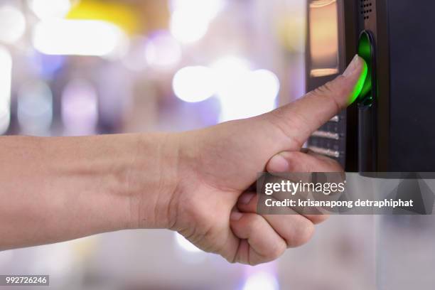 fingerprint,keycard - finger print ストックフォトと画像