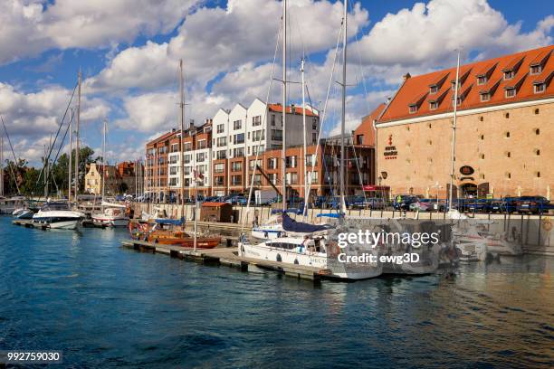 vacaions i polen - hem marina i gdansk, polen - motlawa river bildbanksfoton och bilder