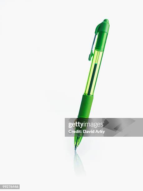 green pen - balpen stockfoto's en -beelden