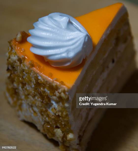 butterscotch cake - butterscotch stock pictures, royalty-free photos & images