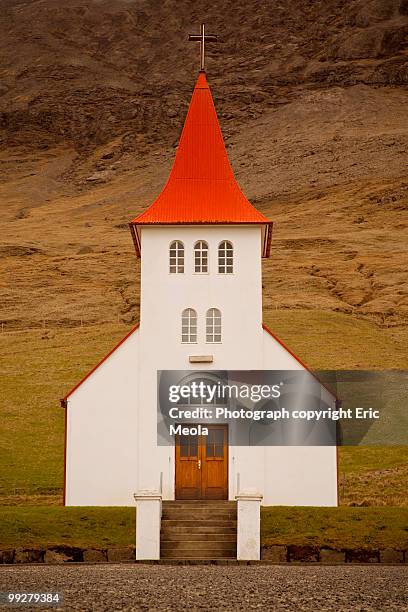 typical icelandic church - pdcsm1 do not delete stock-fotos und bilder