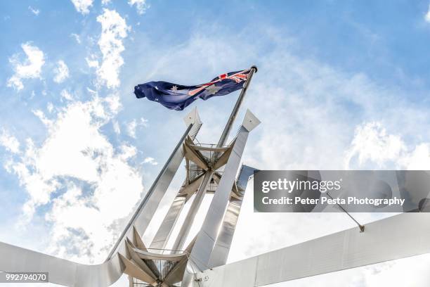 parliament house, canberra - canberra stockfoto's en -beelden