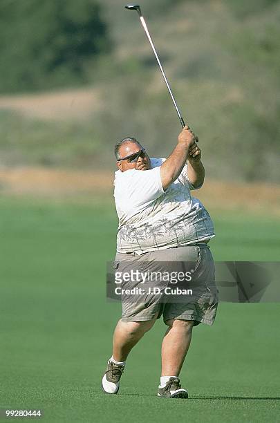 Course architect Tommy Naccarato in action at Rustic Canyon GC. Moorpark, CA 5/5/2002 CREDIT: J.D. Cuban