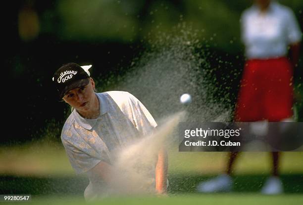 Women's Open: Emilee Klein in action, chip from sand on Thursday at Pine Needles Lodge & GC. Southern Pines, NC 5/30/1996 CREDIT: J.D. Cuban