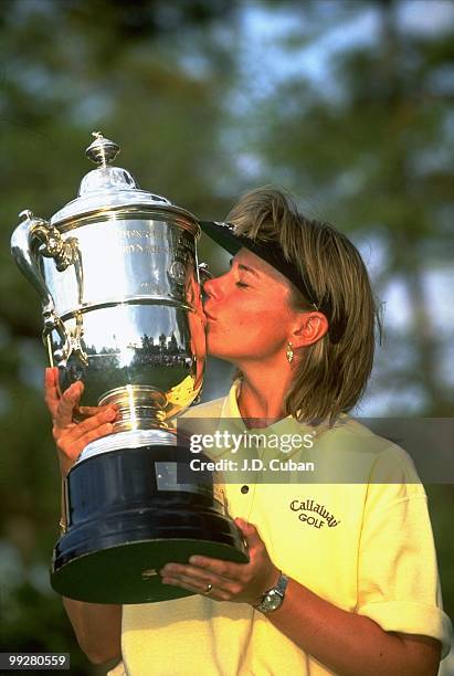 Women's Open: Closeup of Annika Sorenstam victorious, kissing trophy after winning tournament on Sunday at Pine Needles Lodge & GC. Southern Pines,...