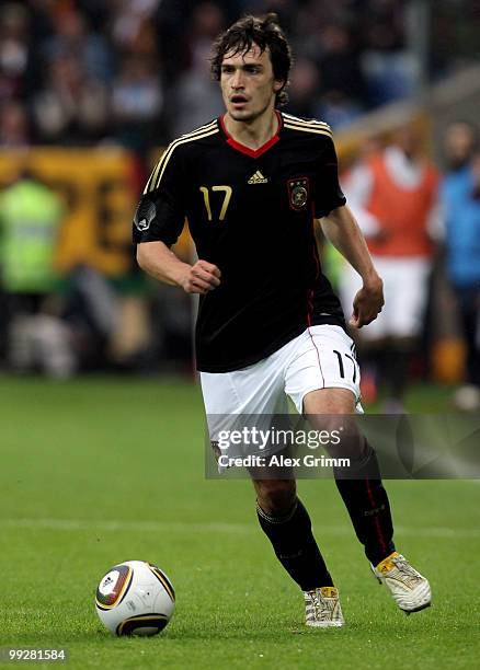 Mats Hummels of Germany runs with the ball during the international friendly match between Germany and Malta at Tivoli stadium on May 13, 2010 in...