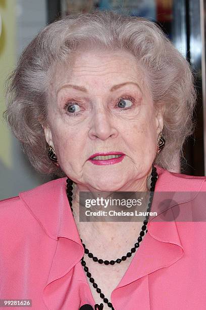 Actress Betty White unveils the "Naked" hot dog at Pink Hot Dogs at Universal CityWalk on April 19, 2010 in Universal City, California.