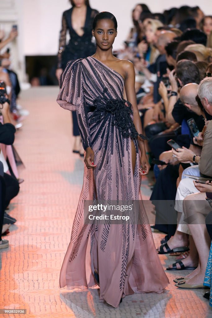 Elie Saab : Runway - Paris Fashion Week - Haute Couture Fall Winter 2018/2019