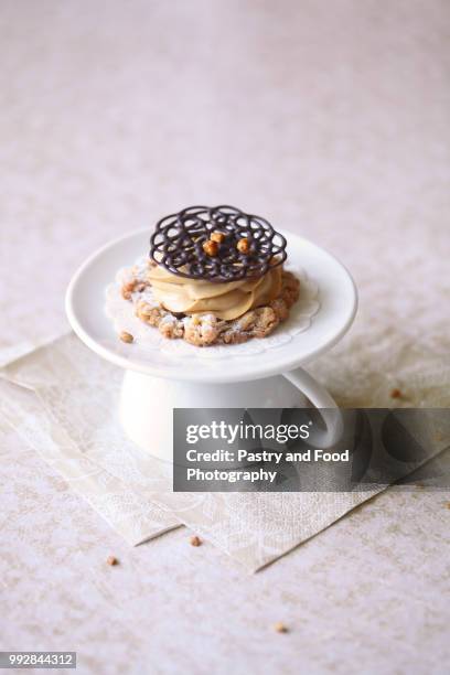 crumble cookies - shortcrust pastry stock pictures, royalty-free photos & images