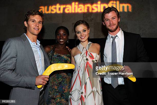 Actors Ryan Kwanten, Bella Heathcote and Chris Hemsworth, recipients of AIF Breakthrough Award and actress Rutina Wesley pose during Australians In...