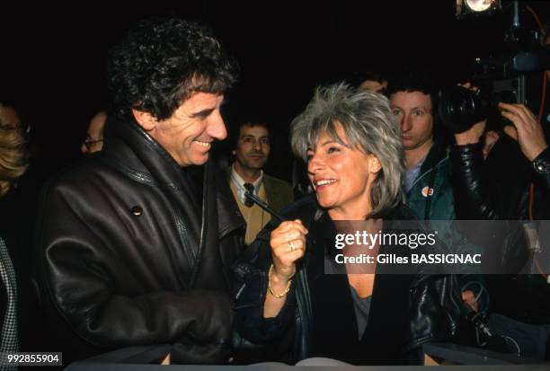 Jack Lang et Catherine Lara lors d'une soirée de soutien à François Mitterrand le 29 fevrier 1988 au Zenith de Paris, France.