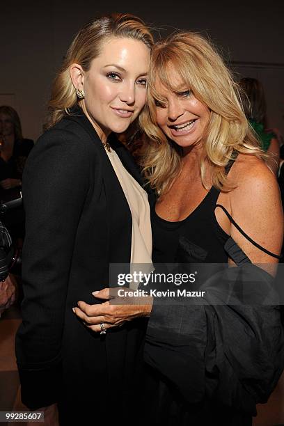 Exclusive* Kate Hudson and Goldie Hawn backstage during the Almay concert to celebrate the Rainforest Fund's 21st birthday at Carnegie Hall on May...