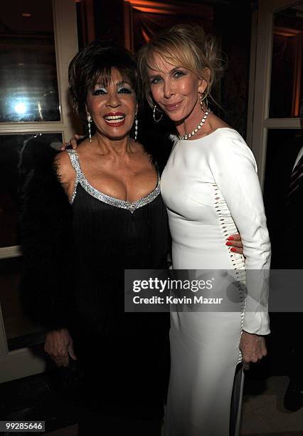 Exclusive* Dame Shirley Bassey and Trudie Styler during the auction gala to celebrate the Rainforest Fund's 21st birthday at Carnegie Hall on May 13,...