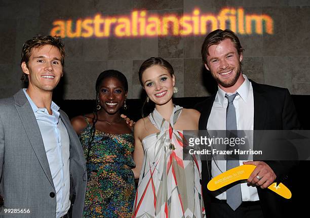 Actors Ryan Kwanten, Bella Heathcote and Chris Hemsworth, recipients of AIF Breakthrough Award and actress Rutina Wesley pose during Australians In...