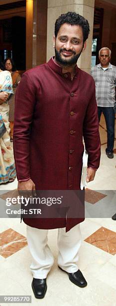 Indian Bollywood sound designer Resul Pookutty attends the book launch event of his autobiography in Mumbai on May 13, 2010. AFP PHOTO/STR