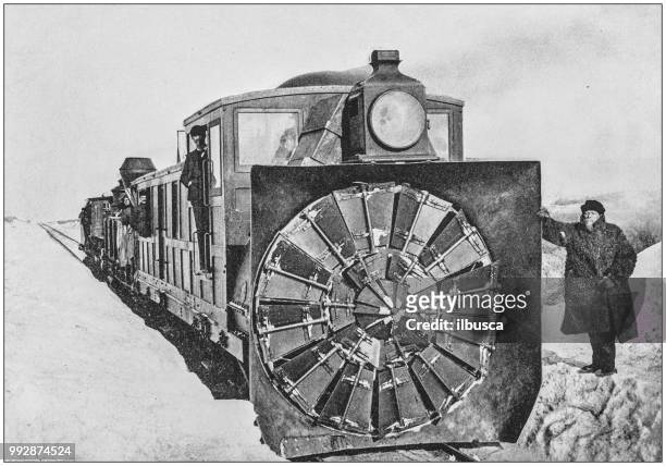 美國著名風景的古董照片: 火車雪犁 - ilbusca 幅插畫檔、美工圖案、卡通及圖標