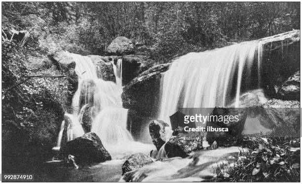 ilustraciones, imágenes clip art, dibujos animados e iconos de stock de antigua fotografía de paisajes famosos de estados unidos: caídas de sylvan, cascade canyon - ilbusca