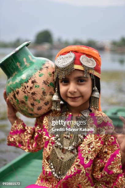 young girl in traditional kashmir outfit - shikara stock pictures, royalty-free photos & images