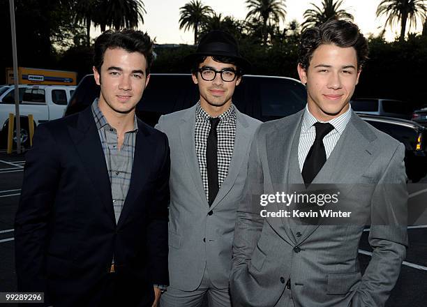 Musicians Kevin Jonas, Joe Jonas and Nick Jonas arrive at the 12th Annual Young Hollywood Awards at the Wilshire Ebell Theatre on May 13, 2010 in Los...
