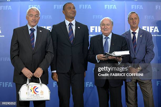 Former belgian player Paul van Himst, President of the Holland Belgium Bid, Ruud Gullit, FIFA president Sepp Blatter and former dutch player Johan...