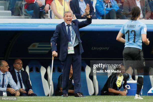 Uruguay national team head coach Oscar Tabarez gestures during the 2018 FIFA World Cup Russia Quarter Final match between Uruguay and France at...