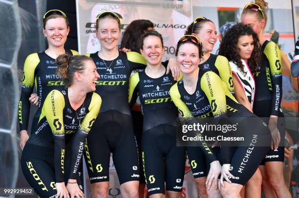 Podium / Annemiek van Vleuten of The Netherlands / Amanda Spratt of Australia / Lucy Kennedy of Australia / Gracie Elvin of Australia / Sarah Roy of...