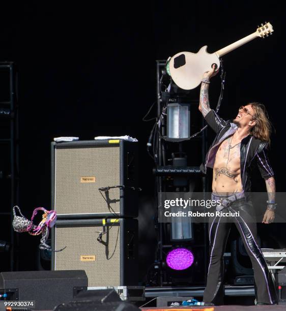 Justin Hawkins of The Darkness performs on stage during TRNSMT Festival Day 4 at Glasgow Green on July 6, 2018 in Glasgow, Scotland.