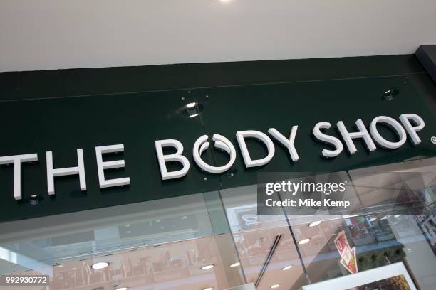 89 Body Shop Sign Stock Photos, High-Res Pictures, and Images - Getty ...