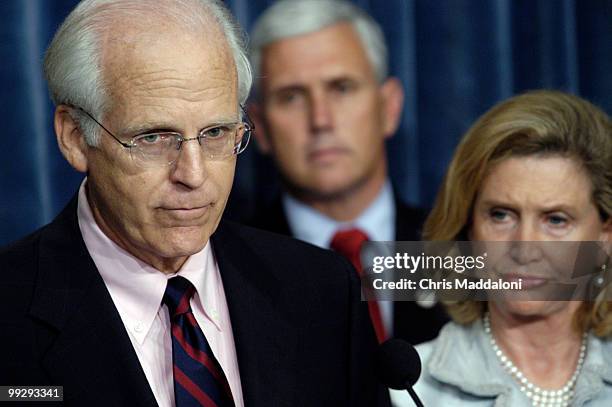 Rep. Chirstopher Shays, R-Ct., Rep. Carolyn Maloney, D-NY, and Rep. Mike Pence, R-In., at a press confernece about the Shays-Maloney effort to...