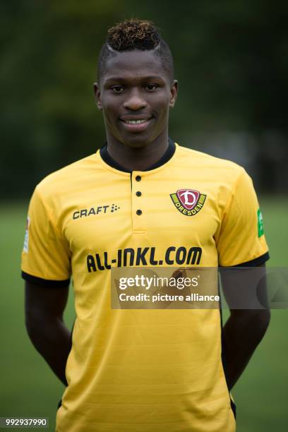 July 2018, Dresden, Germany Bundesliga: Photocall of SG Dynamo Dresden for the 2018/19 season at the training grounds Großer Garten. Moussa Koné ....