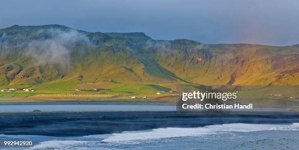 reynir bay, dyrholaey, vik i myrdal, southern region, iceland - south central iceland stock pictures, royalty-free photos & images