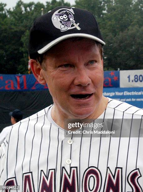 Hall of Fame Baseball Player Ozzie Smith greets Rep. Tom Davis, R-Va., at the start of the Congressional Baseball game in Bowie, Md. The Republicans...