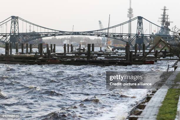 Stephani Bridge Weser Bridge Photos and Premium High Res Pictures - Getty Images