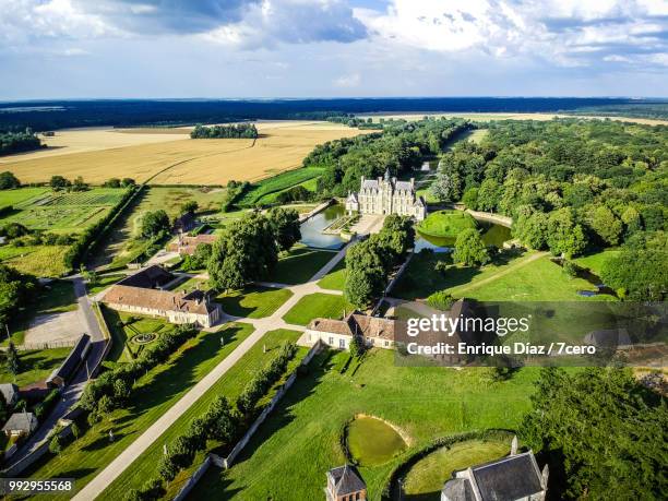 château de beaumesnil from afar - château stock pictures, royalty-free photos & images