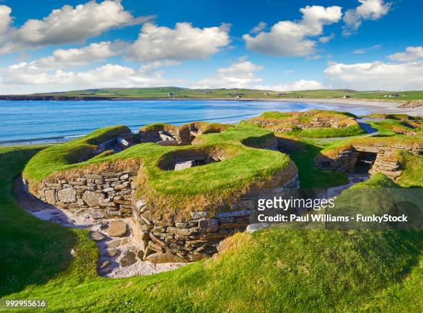 the neolithic settlement of skara brae, circa 3000 bc, the best preserved groups of prehistoric houses in western europe, unesco world heritage site, orkney, scotland, united kingdom - orkney stock pictures, royalty-free photos & images