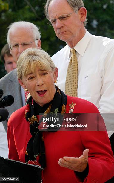 Rep. Carolyn McCarthy, D-NY, Rep. Michael Castle, R-De., and Rep. Christopher Shays, R-Ct., speak out at a press conference against the expiration of...