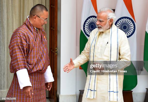 Modi Hans 105 Dasho Stock Photos, High-Res Pictures, and Images - Getty Images