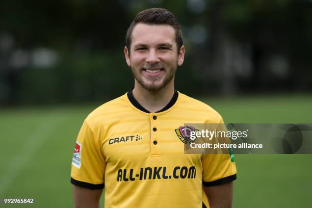 July 2018, Dresden, Germany Bundesliga: Photocall of SG Dynamo Dresden for the 2018/19 season at the training grounds Großer Garten. Justin Loewe ....