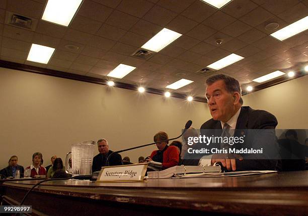Hd Tom Ridge 515 Homeland Security Secretary Tom Ridge Speaks Stock Photos, High-Res ...