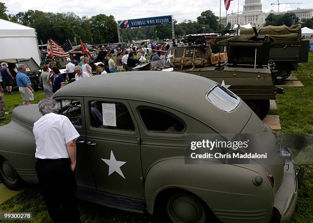 Wwii Rally National Wwii Reunion Photos and Premium High Res Pictures - Getty Images