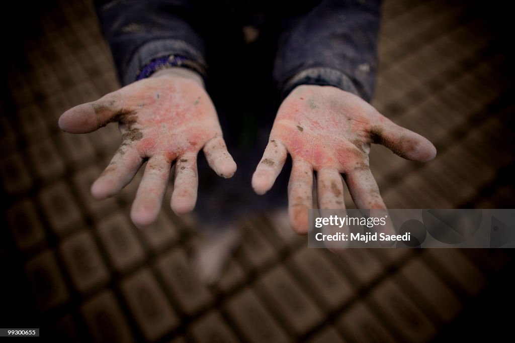 Children Work In Kabul Brick Factory