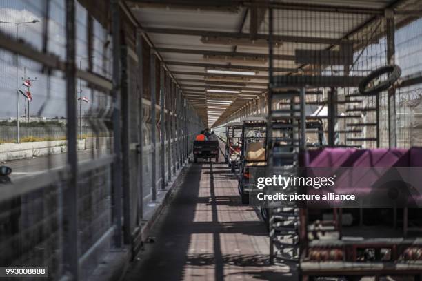 Dpatop - Palestinians with a special permit leave the Gaza Strip for medical procedures at the Erez border crossing between Israel and Gaza in Beit...