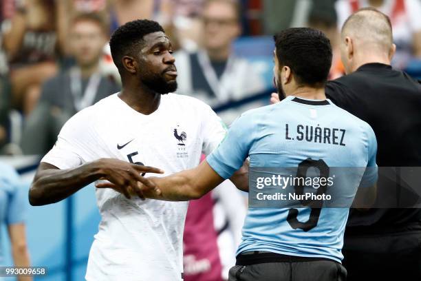 Samuel Umtiti, Luis Suarez during 2018 FIFA World Cup Russia Quarter Final match between Uruguay and France at Nizhny Novgorod Stadium on July 6,...