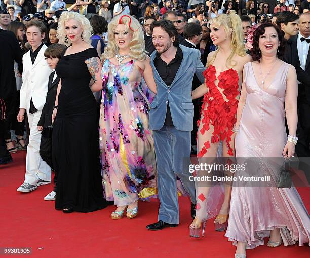 Mimi Le Meaux, Dirty Martini, director Mathieu Amalric, Julie Atlas Muz and Suzanne Ramsey attend the Premiere of 'On Tour' at the Palais des...